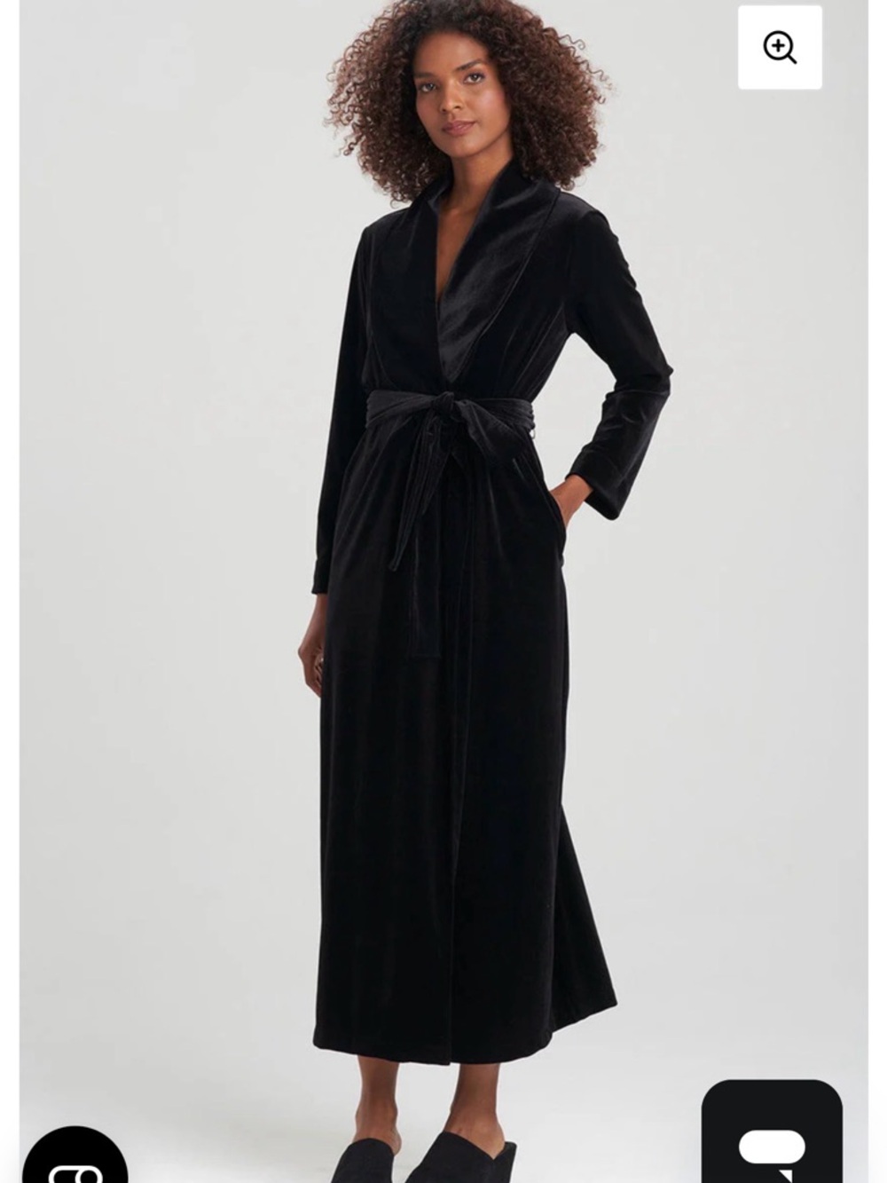 Natori Black Velvet Tie-Waist Robe